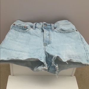 Levi High waisted jean shorts